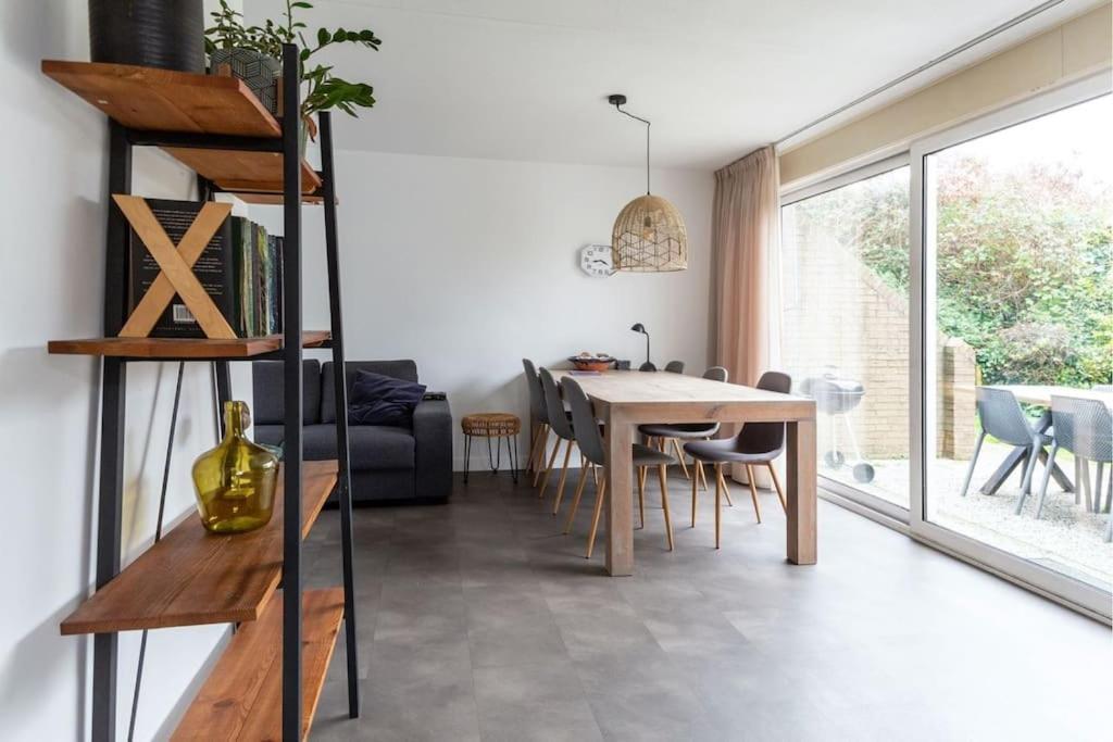 Huebsches Ferienhaus In Ouddorp - Fusslaeufig Zum Strand Und Zentrum Exteriér fotografie